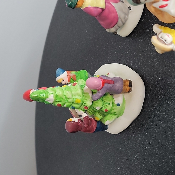 RELISTED... STILL FOR SALE..  Vintage Lemax Dickensvale - Picture 7 of 12